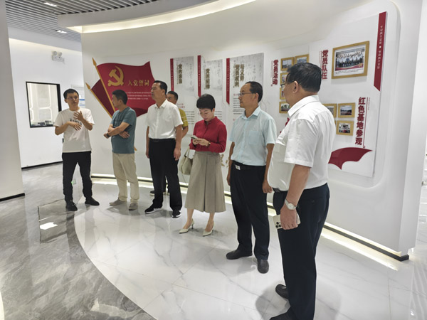 f895d98af1e4cf17235839e01147191a