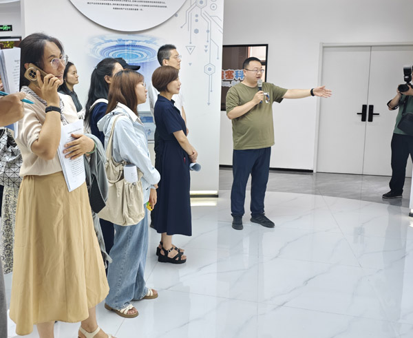 adb9f8520df793f4f3d35593b17e3bf8 adb9f8520df793f4f3d35593b17e3bf8