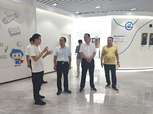 6d83c8ca70e9d3de12a56049e8c098e2